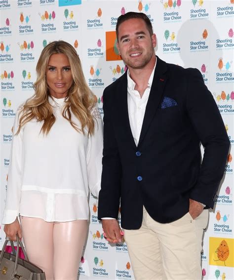 who is katie price dating now